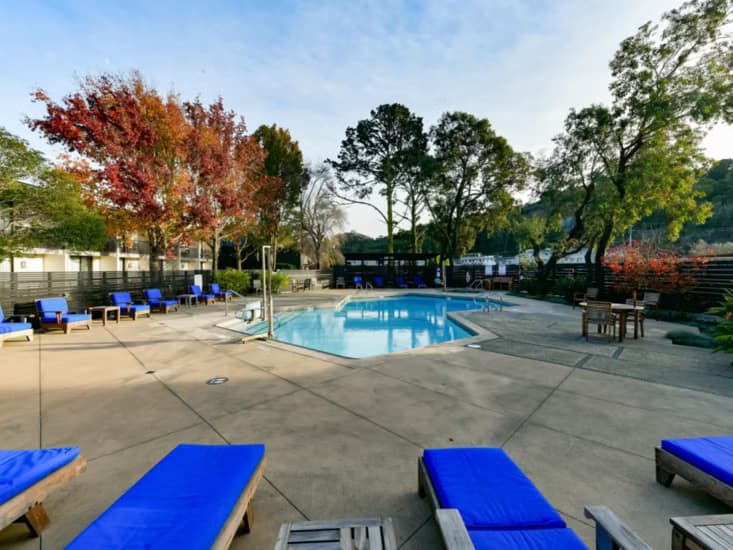 Holiday Inn